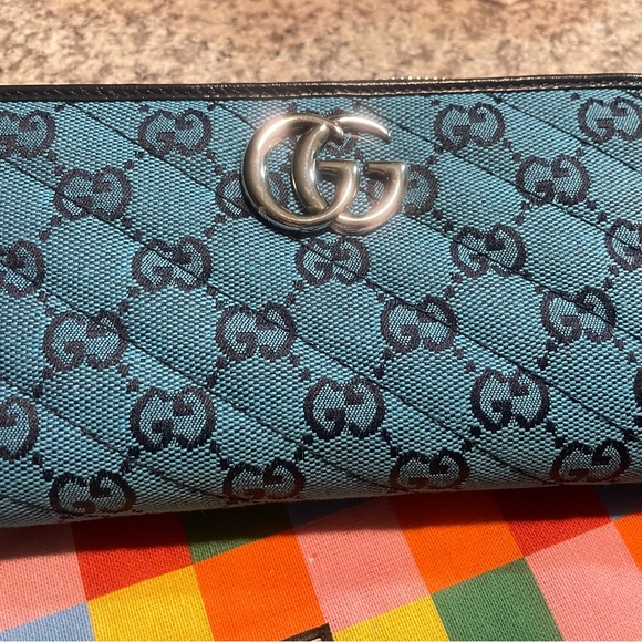 Authentic Gucci multicolored/blue zipper wallet - Picture 4 of 7